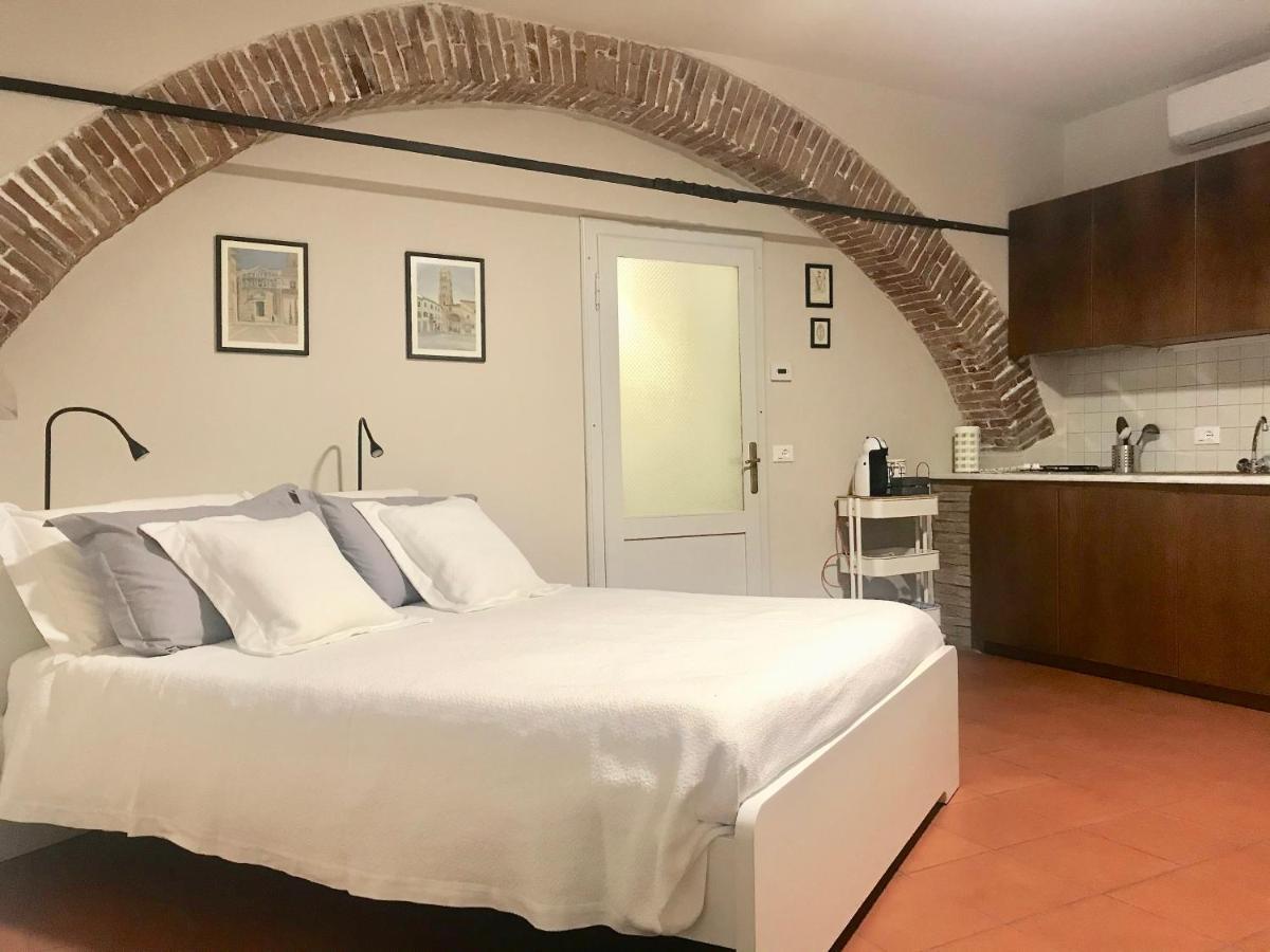 La Casa Nel Vicolo Lejlighed Altopascio Eksteriør billede