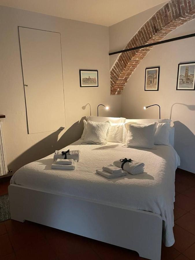 La Casa Nel Vicolo Lejlighed Altopascio Eksteriør billede